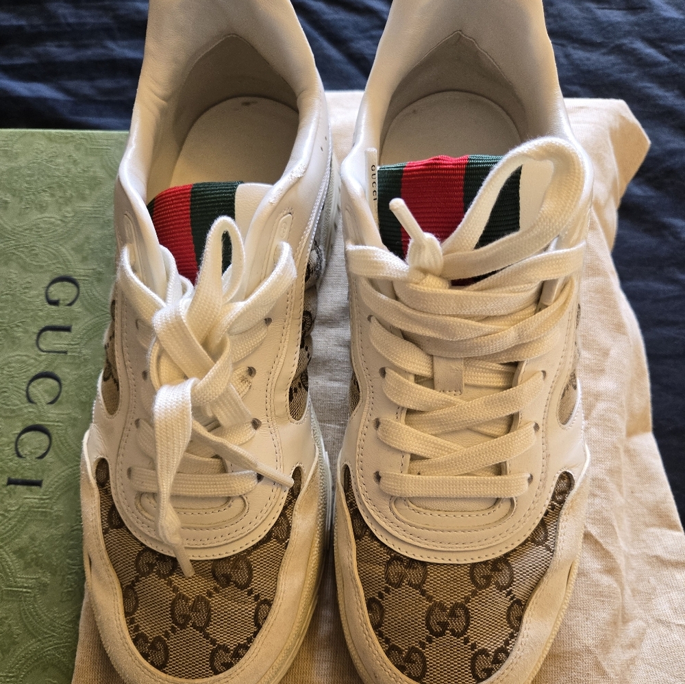 Gucci sneakers re web